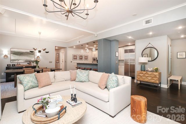 300 W 5th Street 222, Charlotte, NC 28202