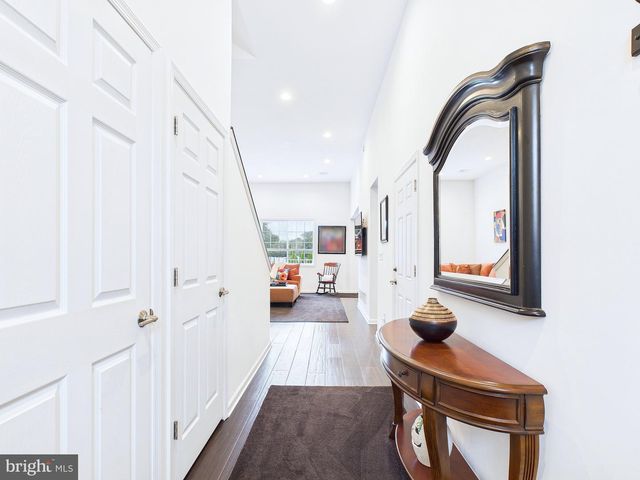 404 W COOVER ST, Mechanicsburg, PA 17055