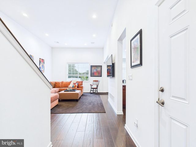 404 W COOVER ST, Mechanicsburg, PA 17055