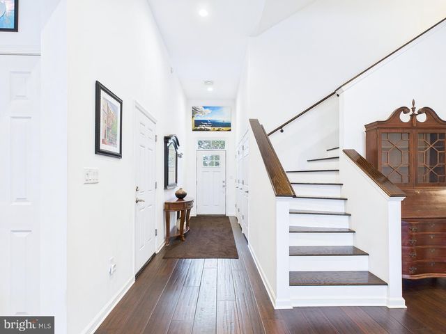 404 W COOVER ST, Mechanicsburg, PA 17055