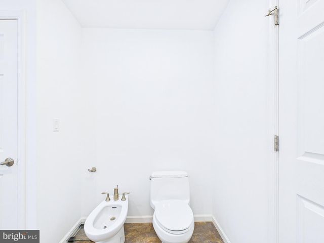 404 W COOVER ST, Mechanicsburg, PA 17055