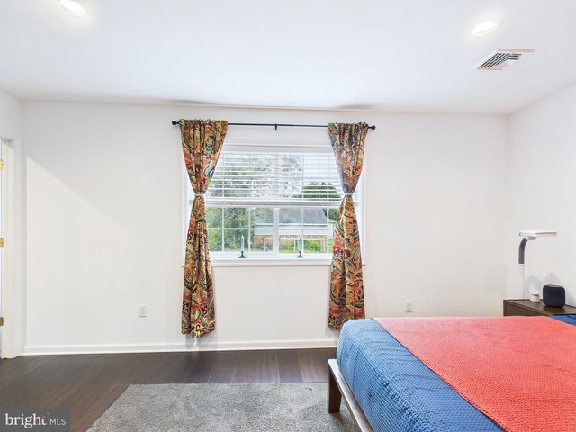 404 W COOVER ST, Mechanicsburg, PA 17055