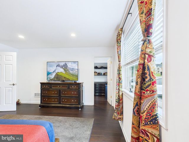 404 W COOVER ST, Mechanicsburg, PA 17055