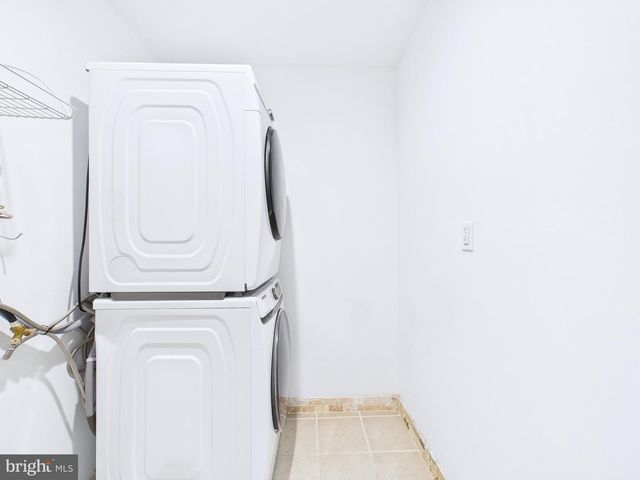 404 W COOVER ST, Mechanicsburg, PA 17055