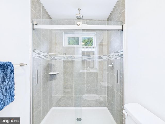 404 W COOVER ST, Mechanicsburg, PA 17055