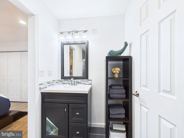 404 W COOVER ST, Mechanicsburg, PA 17055