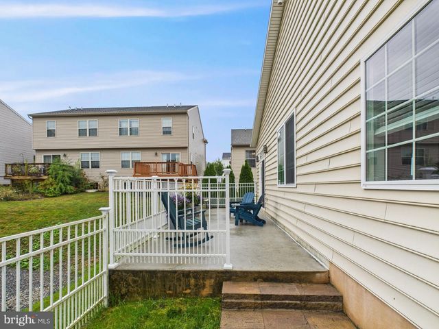 404 W COOVER ST, Mechanicsburg, PA 17055