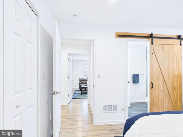 404 W COOVER ST, Mechanicsburg, PA 17055