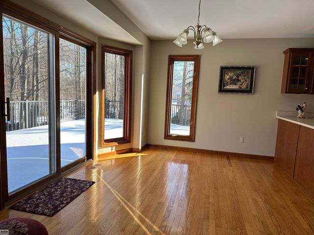 51658 Colonial Drive, Shelby Twp, MI 48316