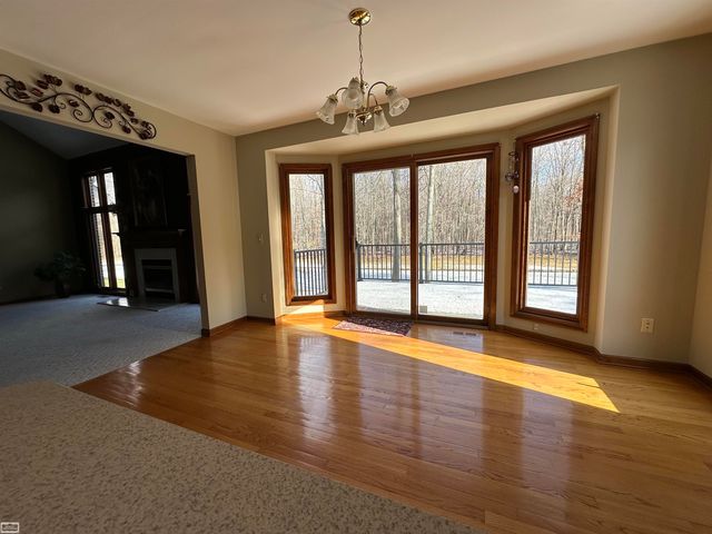 51658 Colonial Drive, Shelby Twp, MI 48316