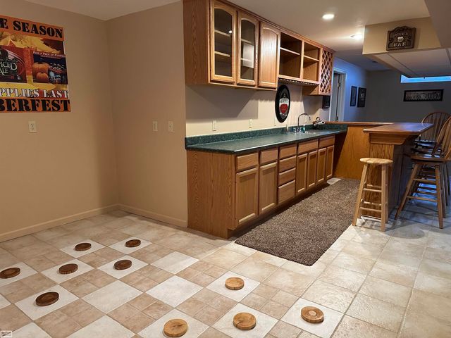 51658 Colonial Drive, Shelby Twp, MI 48316