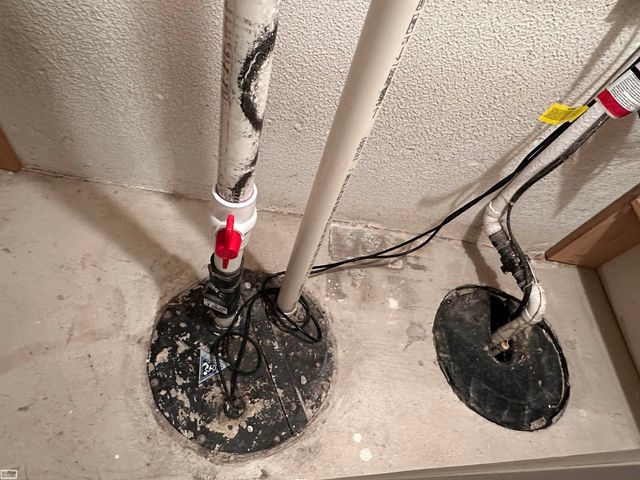 51658 Colonial Drive, Shelby Twp, MI 48316