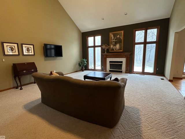 51658 Colonial Drive, Shelby Twp, MI 48316