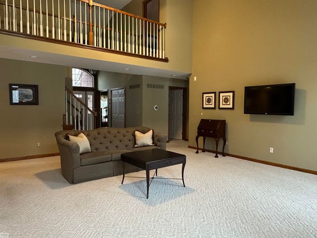 51658 Colonial Drive, Shelby Twp, MI 48316