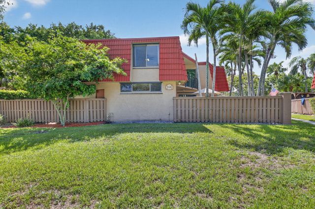 8057 Severn Drive A, Boca Raton, FL 33433