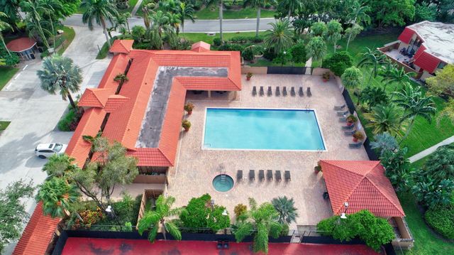 8057 Severn Drive A, Boca Raton, FL 33433