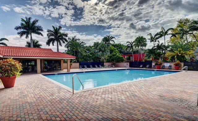 8057 Severn Drive A, Boca Raton, FL 33433