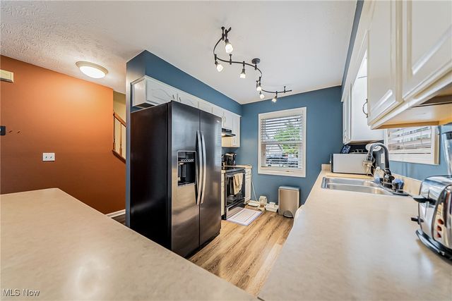 3886 Commodore Cove E, Reminderville, OH 44202