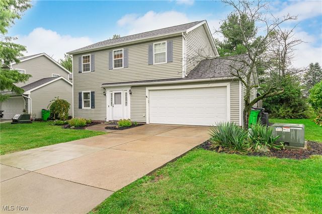 3886 Commodore Cove E, Reminderville, OH 44202