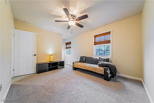 3886 Commodore Cove E, Reminderville, OH 44202