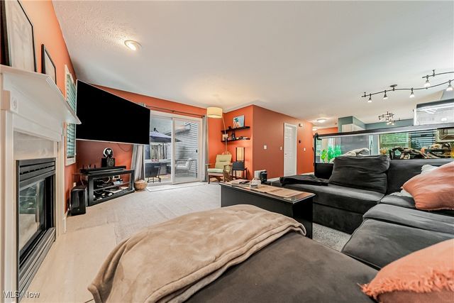 3886 Commodore Cove E, Reminderville, OH 44202