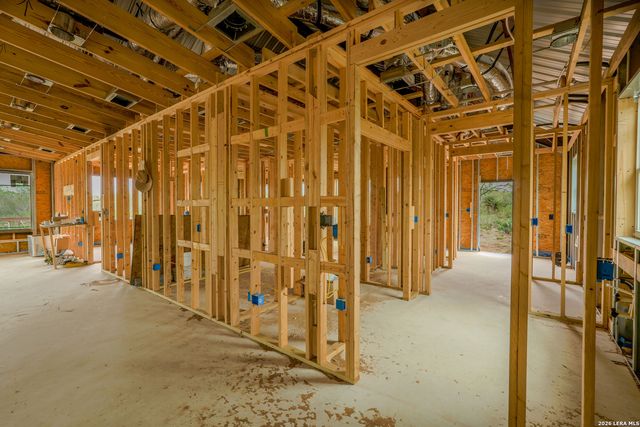 16763 Fm 1333, Charlotte, TX 78011