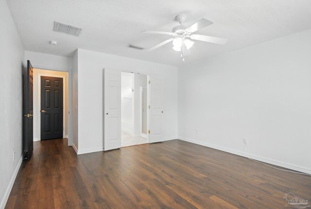 627 Saleta St, Pensacola, FL 32534