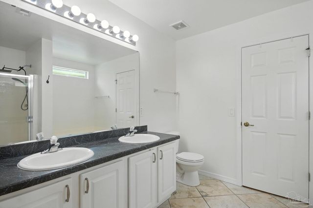 627 Saleta St, Pensacola, FL 32534