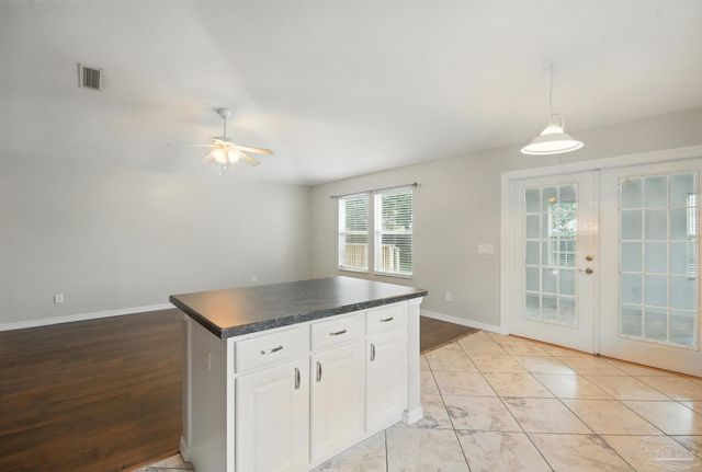 627 Saleta St, Pensacola, FL 32534