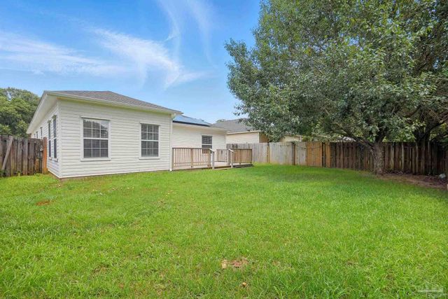 627 Saleta St, Pensacola, FL 32534