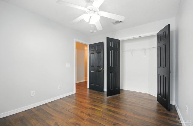 627 Saleta St, Pensacola, FL 32534