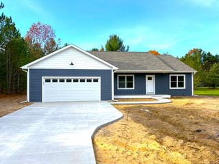 1880 Old Cabin Drive, Interlochen, MI 49643