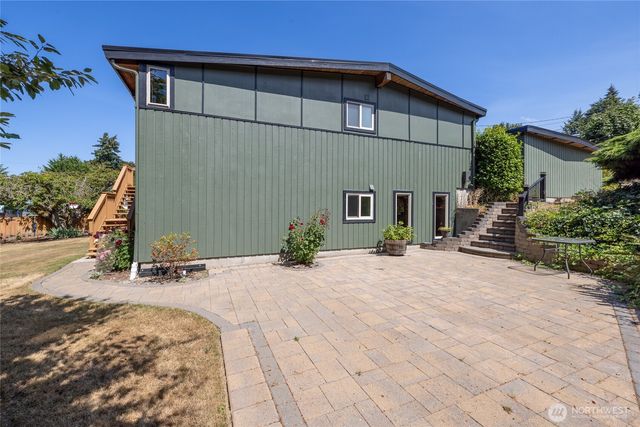 29815 10th Avenue SW, Federal Way, WA 98023