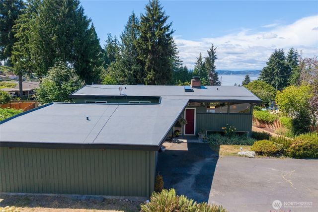 29815 10th Avenue SW, Federal Way, WA 98023
