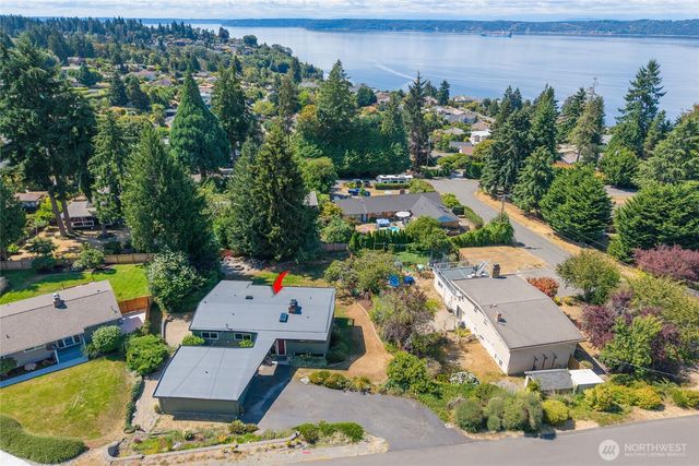 29815 10th Avenue SW, Federal Way, WA 98023
