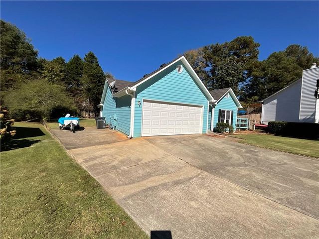 2497 Planters Cove Drive, Lawrenceville, GA 30044