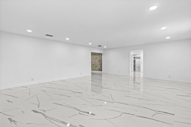 1651 W 35th Street, Riviera Beach, FL 33404