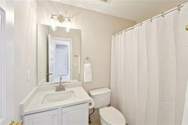 6640 Bridlewood Way, Suwanee, GA 30024