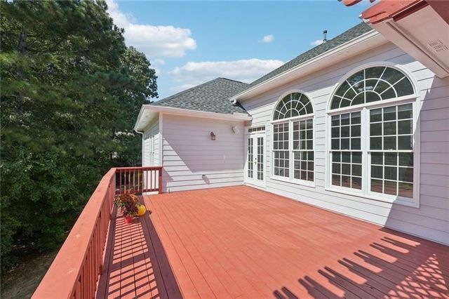 6640 Bridlewood Way, Suwanee, GA 30024