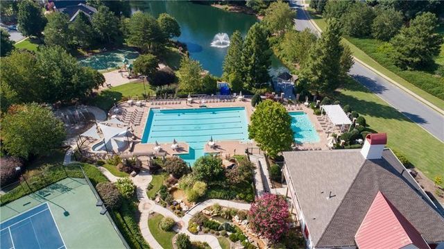 6640 Bridlewood Way, Suwanee, GA 30024