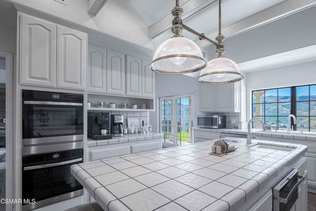 11300 Highridge Court, Camarillo, CA 93012