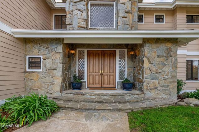 11300 Highridge Court, Camarillo, CA 93012