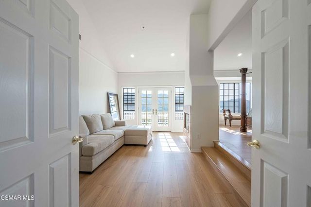 11300 Highridge Court, Camarillo, CA 93012