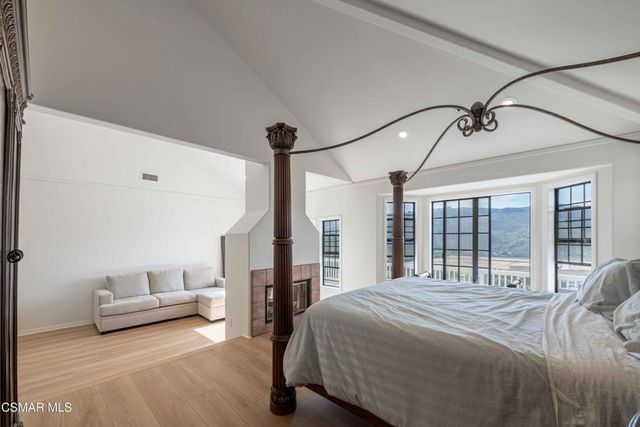 11300 Highridge Court, Camarillo, CA 93012