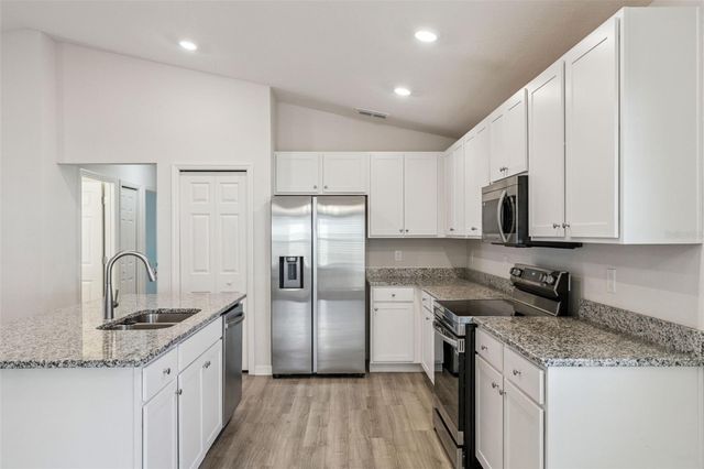 2607 TULIP DRIVE, Davenport, FL 33837