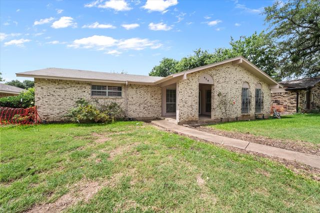 410 Charlotte Street, Duncanville, TX 75137