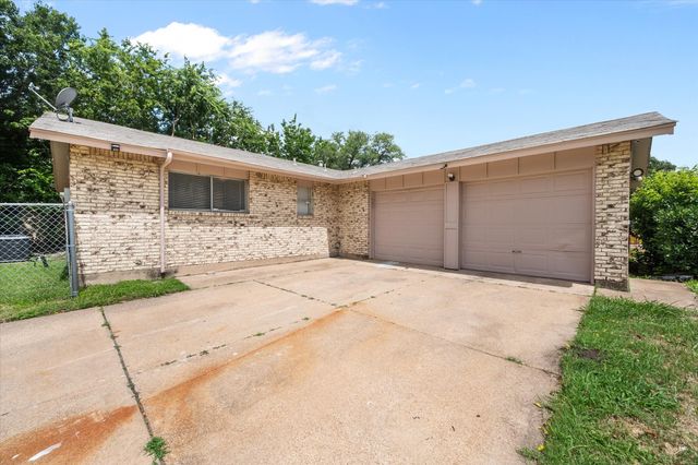 410 Charlotte Street, Duncanville, TX 75137