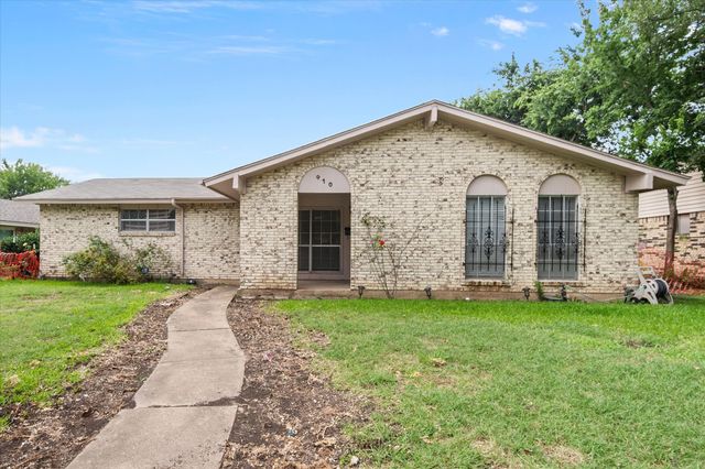 410 Charlotte Street, Duncanville, TX 75137