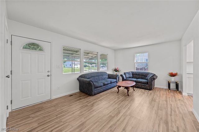4147 Black River Circle, Lorain, OH 44055