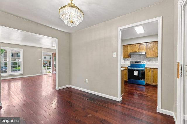8864 GREEN NEEDLE DR, Baltimore, MD 21236